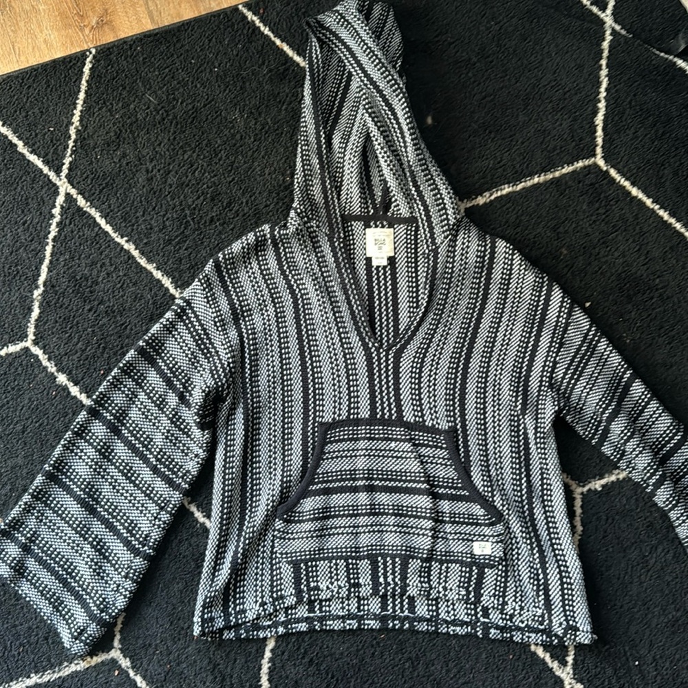 Billabong Poncho style hoodie